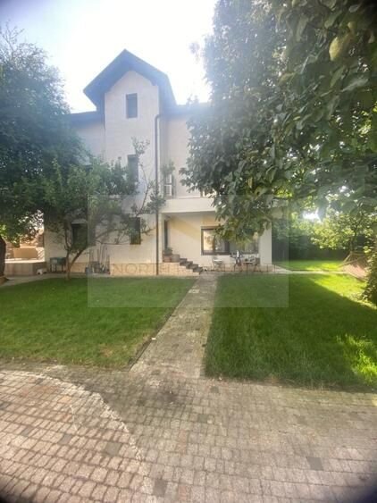 Aparatorii Patriei Vila individuala de inchiriat  Metrou Aparatorii Patriei  Rezidenta - Business